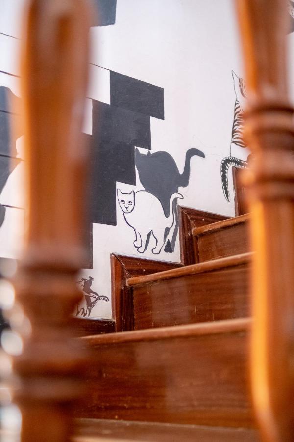 Simabo'S Backpackers' Hostel Mindelo Bagian luar foto