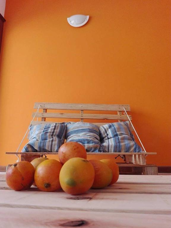 Simabo'S Backpackers' Hostel Mindelo Bagian luar foto