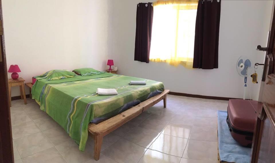 Simabo'S Backpackers' Hostel Mindelo Bagian luar foto